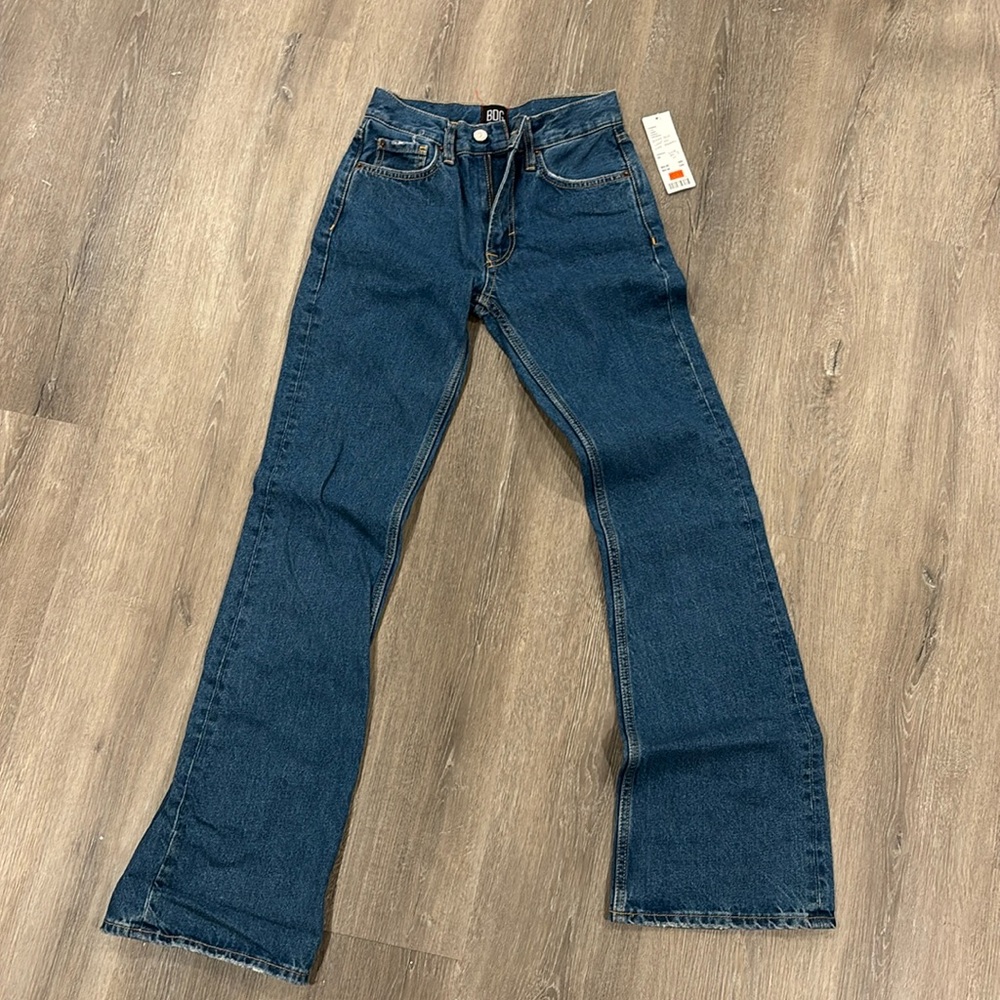 Urban outfitters BDG jeans! 
Size 24!
One broken belt loop on the right side.